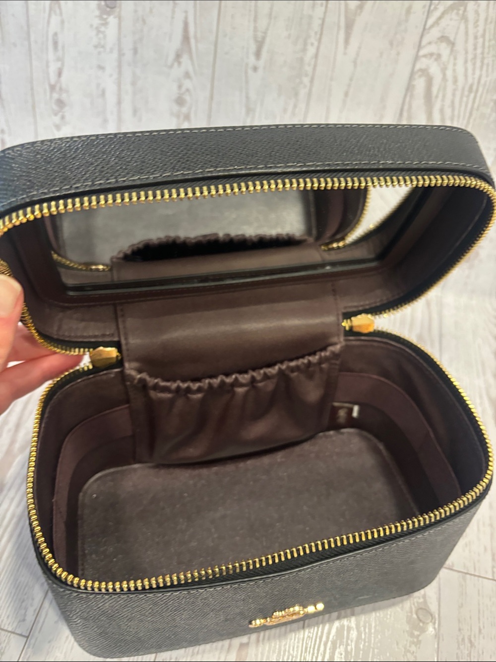 Coach Black Leather Vanity Case with Gold Hardware - Picture 7 of 11